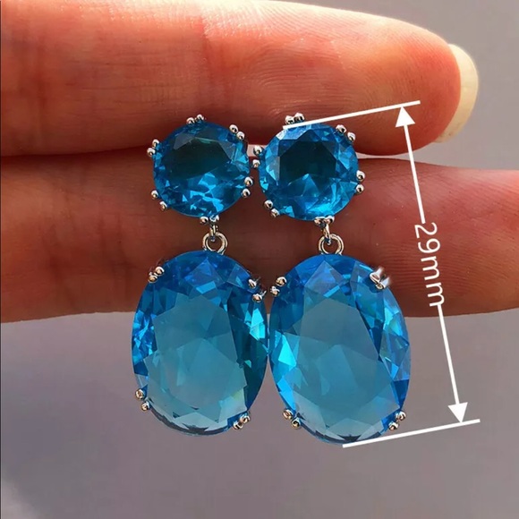 Earring - Picture 12 of 12